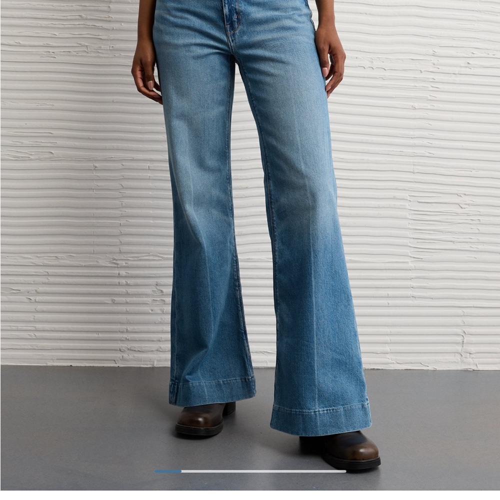 American Eagle Outfitters Medium Blue Flare Jeans